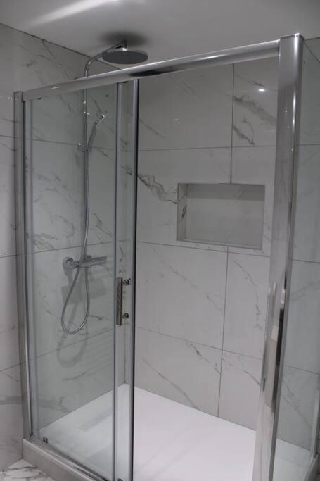 5 Star Apartment London Ngoại thất bức ảnh